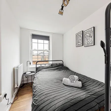 Sleek Shoreditch Hideout - 2 Bed Gem With Balcony In Central London Exterior photo